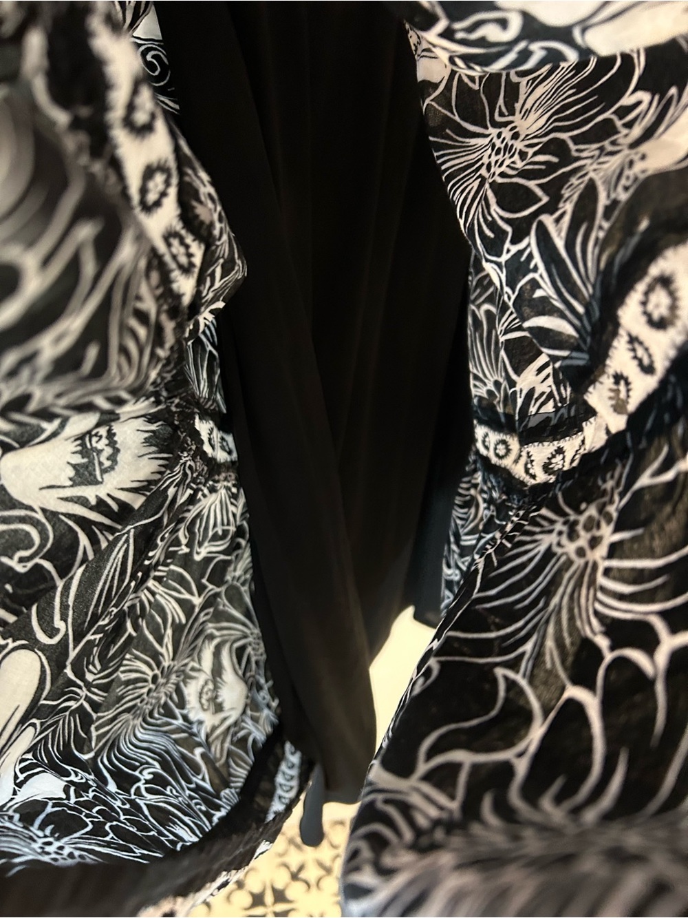 Black & White Floral Tiered Midi Skirt - Picture 4 of 6